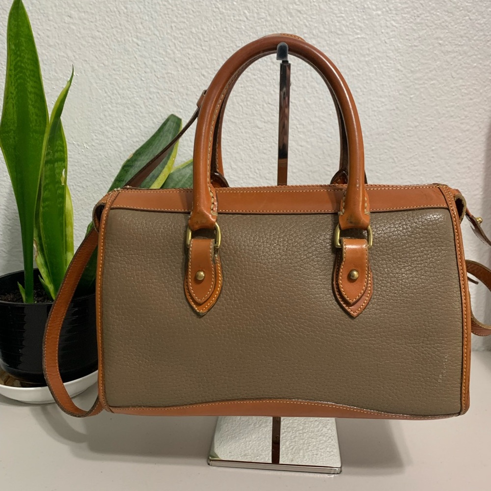 💕👜Vintage Dooney & Bourke Bag & Matching Wallet - Picture 2 of 16